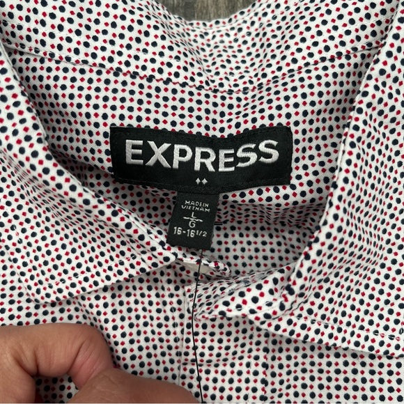 Express Button Up - Picture 4 of 5